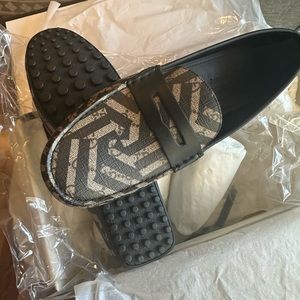 Gucci Caleido loafters NWT drivers 8